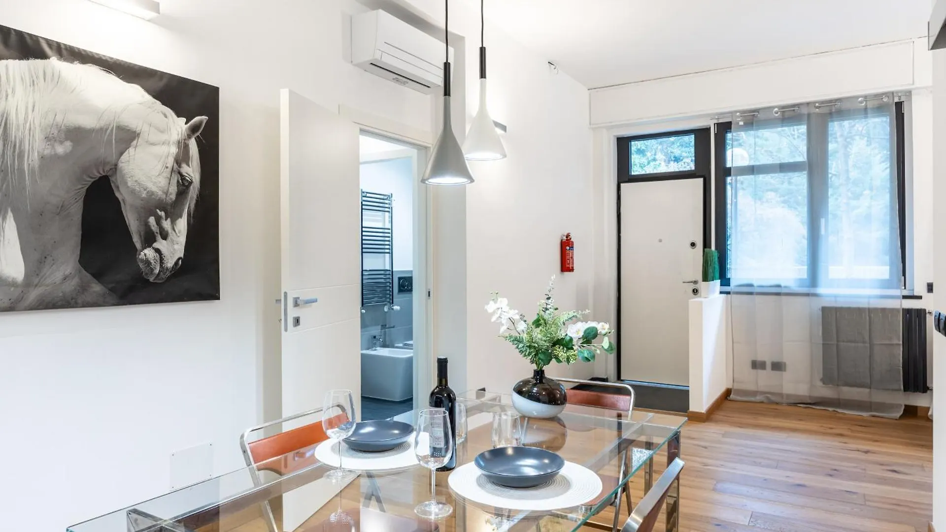Exclusive Suite1- Vicino Metro, Citylife, Stadio San Siro E Fiera Milano Lejlighed