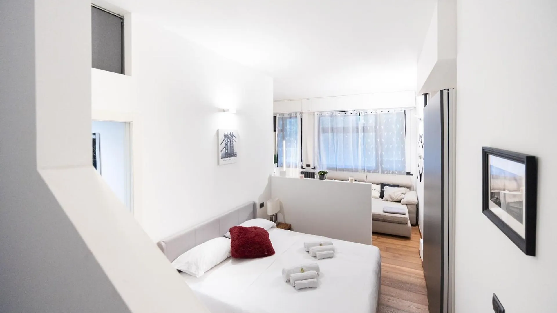 Exclusive Suite1- Vicino Metro, Citylife, Stadio San Siro E Fiera Milano Lejlighed